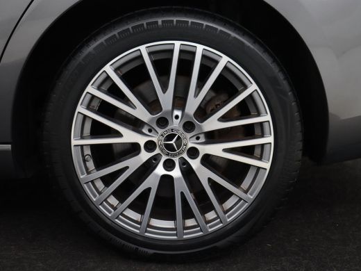 Mercedes-Benz CLA Shooting Brake 250e Urban | Carplay | Park Assist | Navigatie | Camera | DAB | Half leder | Full ... ActivLease financial lease