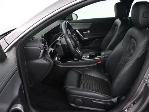 Mercedes-Benz CLA Shooting Brake 250e Urban | Carplay | Park Assist | Navigatie | Camera | DAB | Half leder | Full ... ActivLease financial lease