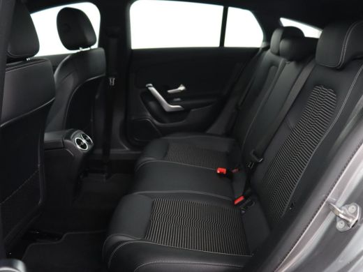 Mercedes-Benz CLA Shooting Brake 250e Urban | Carplay | Park Assist | Navigatie | Camera | DAB | Half leder | Full ... ActivLease financial lease