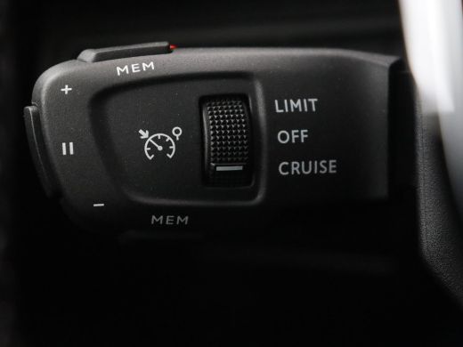 Peugeot 3008 1.6 HYbrid 225 Allure Pack | Carplay | Navigatie | Camera | Cruise Control | LED Koplampen | LMV ... ActivLease financial lease