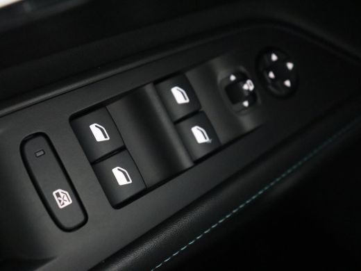 Peugeot 3008 1.6 HYbrid 225 Allure Pack | Carplay | Navigatie | Camera | Cruise Control | LED Koplampen | LMV ... ActivLease financial lease