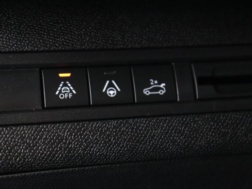 Peugeot 3008 1.6 PureTech GT | Panoramadak | Stoelverwarming | Massage | 360 Camera | Carplay | Adaptive cruis... ActivLease financial lease