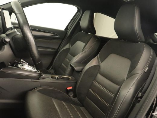 Renault Arkana 1.6 E-Tech hybrid 145 E-Tech engineered | Leder/Alcantara | Stoelverwarming | Adaptive cruise | C... ActivLease financial lease