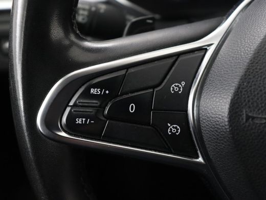 Renault Captur 1.3 TCe Intens | Automaat | Half Leder | 360 Camera | Cruise Control | Climate Control | Bleutooth ActivLease financial lease