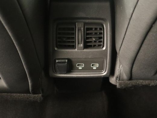 Renault Captur 1.6 E-Tech full hybrid 145 evolution | Camera | Carplay | keyless | Full LED | Cruise control | N... ActivLease financial lease