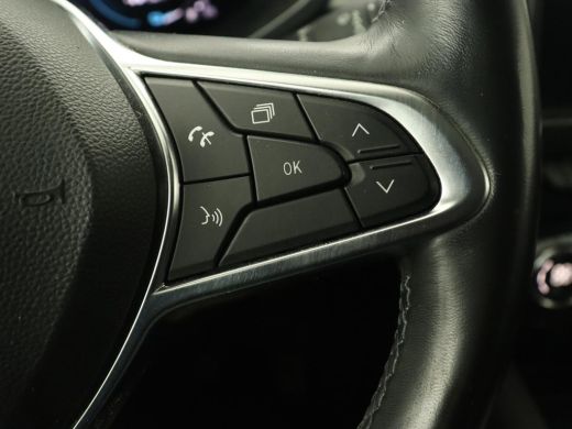 Renault Captur 1.6 E-Tech Hybrid 145 Intens | Automaat | Carplay | PHEV | Half leder | Adaptive cruise | Climate... ActivLease financial lease