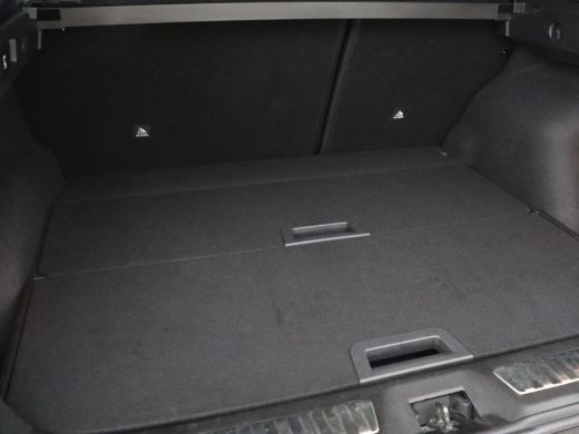 Renault Kadjar 1.3 TCe Black Edition | Trekhaak | Stoelverwarming | Adaptive cruise | Leder/Alcantara | Camera |... ActivLease financial lease