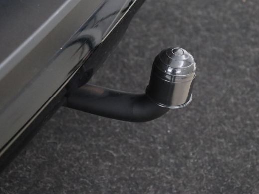 Renault Kadjar 1.3 TCe Black Edition | Trekhaak | Stoelverwarming | Adaptive cruise | Leder/Alcantara | Camera |... ActivLease financial lease