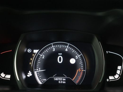 Renault Kadjar 1.3 TCe Black Edition | Trekhaak | Stoelverwarming | Adaptive cruise | Leder/Alcantara | Camera |... ActivLease financial lease