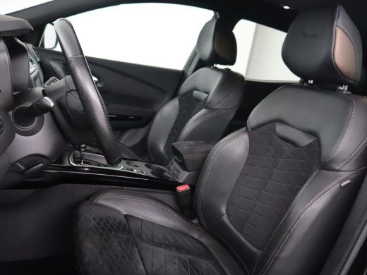 Renault Kadjar 1.3 TCe Black Edition | Trekhaak | Stoelverwarming | Adaptive cruise | Leder/Alcantara | Camera |... ActivLease financial lease