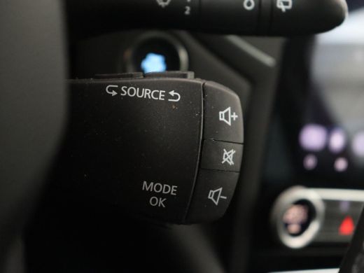 Renault Megane E-Tech 1.6 E-Tech Plug-In Hybrid 160 | Stoelverwarming | Head-Up | Trekhaak | Adaptive cruise | Carplay ... ActivLease financial lease