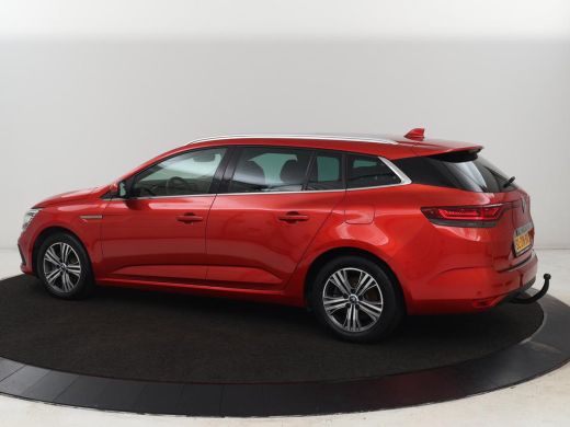 Renault Megane E-Tech 1.6 E-Tech Plug-In Hybrid 160 | Stoelverwarming | Head-Up | Trekhaak | Adaptive cruise | Carplay ... ActivLease financial lease