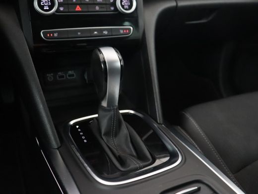 Renault Megane E-Tech 1.6 E-Tech Plug-In Hybrid 160 | Stoelverwarming | Head-Up | Trekhaak | Adaptive cruise | Carplay ... ActivLease financial lease