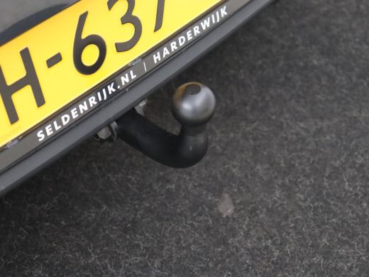 Seat Ibiza 1.0 TSI FR Intense | Trekhaak | Camera | Carplay | Navigatie | Climate control | Parkeerhulp | Cr... ActivLease financial lease