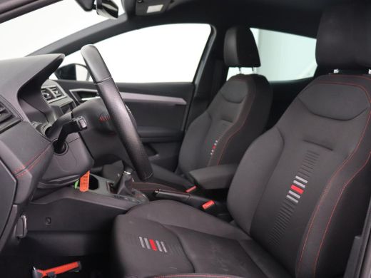 Seat Ibiza 1.0 TSI FR Intense | Trekhaak | Camera | Carplay | Navigatie | Climate control | Parkeerhulp | Cr... ActivLease financial lease