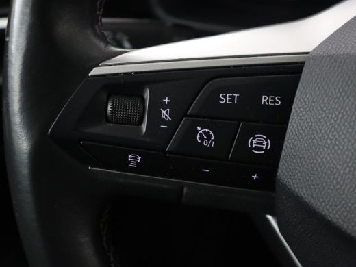 Seat Leon 1.0 TSI Style Business Intense | Trekhaak | Stoelverwarming | Carplay | Adaptive cruise | Stuurve... ActivLease financial lease