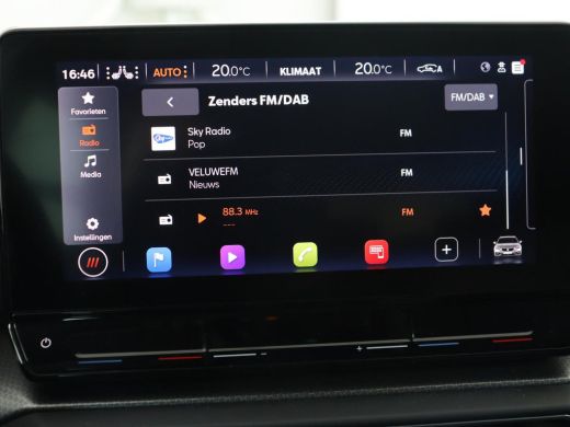 Seat Leon 1.0 TSI Style Business Intense | Trekhaak | Stoelverwarming | Carplay | Adaptive cruise | Stuurve... ActivLease financial lease