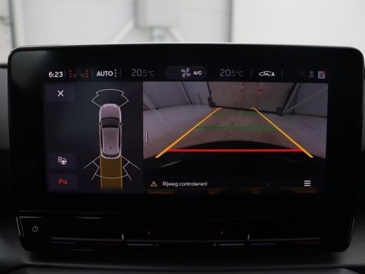 Seat Leon 1.5 eTSI FR Launch Edition | Stoelverwarming | Carplay | Adaptive cruise | Dynamic Chassis Contro... ActivLease financial lease