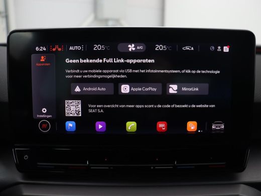 Seat Leon 1.5 eTSI FR Launch Edition | Stoelverwarming | Carplay | Adaptive cruise | Dynamic Chassis Contro... ActivLease financial lease