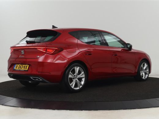 Seat Leon 1.5 eTSI FR Launch Edition | Stoelverwarming | Carplay | Adaptive cruise | Dynamic Chassis Contro... ActivLease financial lease