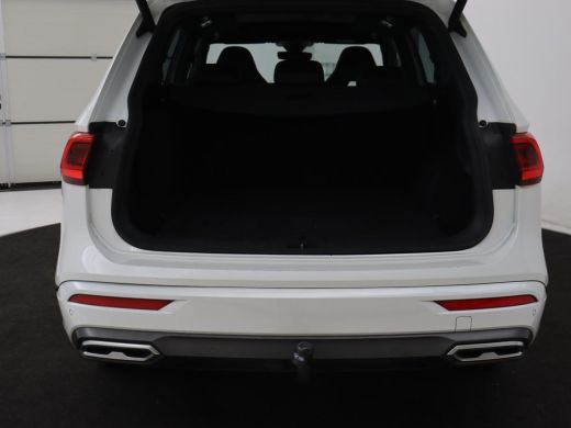 Seat Tarraco 1.4 TSI eHybrid PHEV FR | Panoramadak | Trekhaak | Adaptive cruise | Alcantara | Carplay | Naviga... ActivLease financial lease