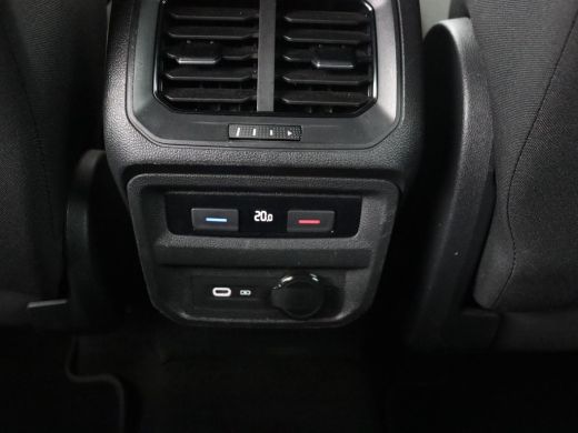 Seat Tarraco 1.5 TSI Style 7-Persoons | Trekhaak | Park Assist | Camera | Carplay | 18'' | Climate control | C... ActivLease financial lease