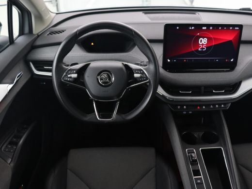 Skoda Enyaq iV 60 | Panoramadak | Stoel & achterbankverwarming | Carplay | Sportstuur | Keyless | Full LED | Nav... ActivLease financial lease