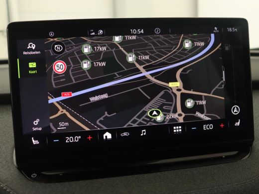 Skoda Enyaq iV 60 | Stoelverwarming | Trekhaak | Matrix LED | Carplay | Stuurverwarming | Navigatie | Half leder... ActivLease financial lease