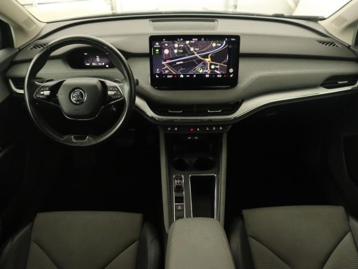 Skoda Enyaq iV 60 | Stoelverwarming | Trekhaak | Matrix LED | Carplay | Stuurverwarming | Navigatie | Half leder... ActivLease financial lease