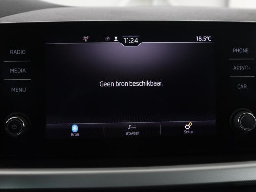 Skoda Kamiq 1.0 TSI Sport | Automaat | Carplay | Sportstoelen | DAB | Climate control | Parkeerhulp | Cruise ... ActivLease financial lease