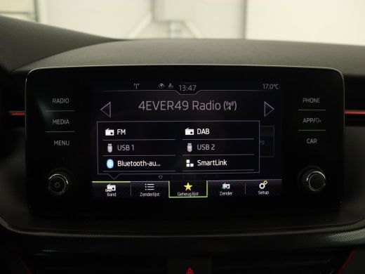 Skoda Kamiq 1.0 TSI Sport | Carplay | Climate control | Parkeerhulp | Cruise control | Full LED | DAB | Sport... ActivLease financial lease