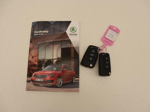 Skoda Kamiq 1.0 TSI Sport | Carplay | Climate control | Parkeerhulp | Cruise control | Full LED | DAB | Sport... ActivLease financial lease