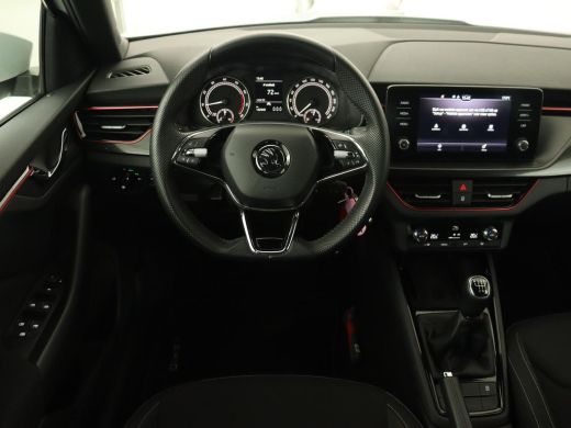 Skoda Kamiq 1.0 TSI Sport | Carplay | Climate control | Parkeerhulp | Cruise control | Full LED | DAB | Sport... ActivLease financial lease