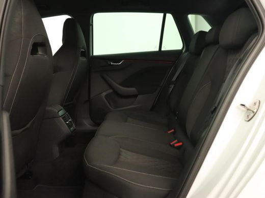 Skoda Kamiq 1.0 TSI Sport | Carplay | Climate control | Parkeerhulp | Cruise control | Full LED | DAB | Sport... ActivLease financial lease