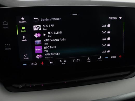 Skoda Octavia 1.5 TSI First Edition | Panoramadak | Trekhaak | Stoelverwarming | Matrix LED | Adaptive cruise |... ActivLease financial lease