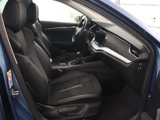 Skoda Octavia 1.5 TSI First Edition | Panoramadak | Trekhaak | Stoelverwarming | Matrix LED | Adaptive cruise |... ActivLease financial lease