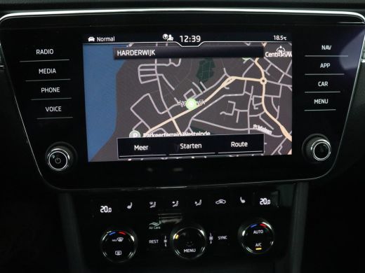 Skoda Superb 1.4 TSI iV Business Edition | 1e eigenaar | Stoelverwarming | Camera | Carplay | Full LED | Navig... ActivLease financial lease