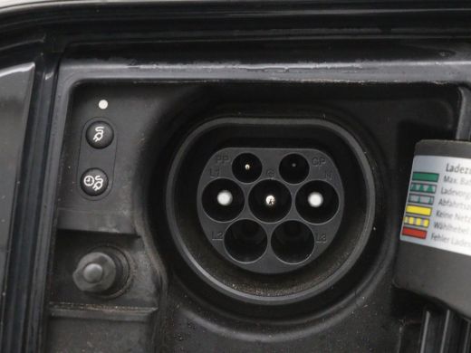 Skoda Superb 1.4 TSI iV Laurin & Klement | Leder | Trekhaak | Adaptive cruise | Stoelverwarming | Canton Sound... ActivLease financial lease