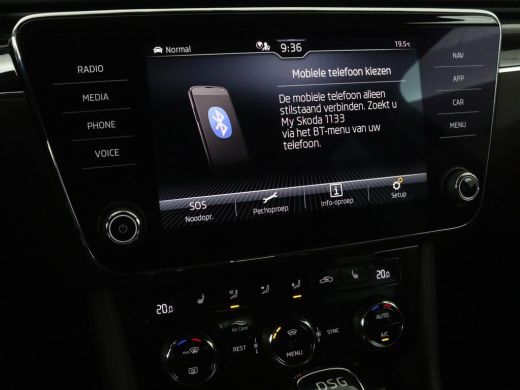 Skoda Superb 1.4 TSI iV Laurin & Klement | Leder | Trekhaak | Adaptive cruise | Stoelverwarming | Canton Sound... ActivLease financial lease