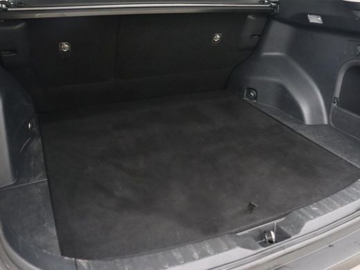 Toyota RAV4 2.5 Hybrid Business | Trekhaak | Adaptive cruise | Camera | Carplay | Digital Cockpit | Climate c... ActivLease financial lease