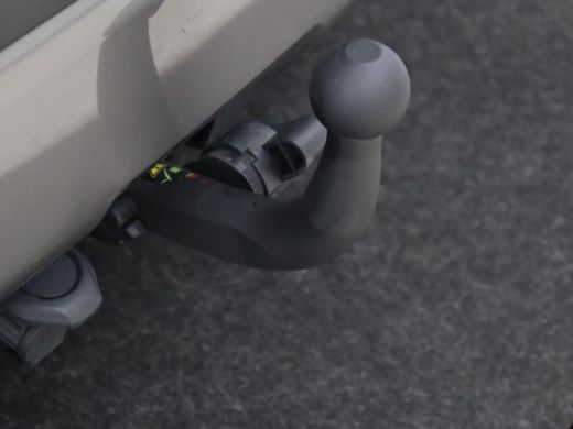 Toyota RAV4 2.5 Hybrid Business | Trekhaak | Adaptive cruise | Camera | Carplay | Digital Cockpit | Climate c... ActivLease financial lease