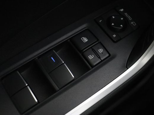 Toyota RAV4 2.5 Hybrid Business | Trekhaak | Adaptive cruise | Camera | Carplay | Digital Cockpit | Climate c... ActivLease financial lease