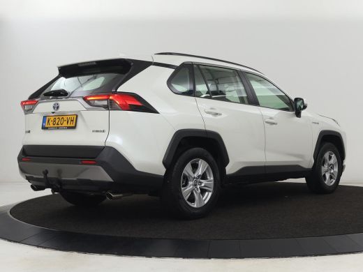 Toyota RAV4 2.5 Hybrid Business | Trekhaak | Adaptive cruise | Camera | Carplay | Digital Cockpit | Climate c... ActivLease financial lease