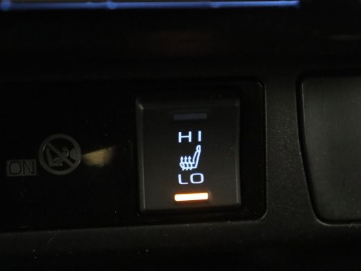 Toyota RAV4 2.5 Plug-in Hybrid AWD Dynamic | Trekhaak | Stoelverwarming | Adaptive cruise | Carplay | Achterb... ActivLease financial lease