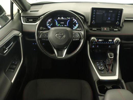 Toyota RAV4 2.5 Plug-in Hybrid AWD Dynamic | Trekhaak | Stoelverwarming | Adaptive cruise | Carplay | Achterb... ActivLease financial lease