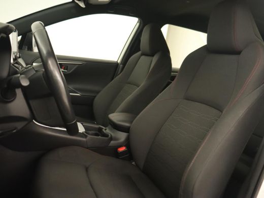 Toyota RAV4 2.5 Plug-in Hybrid AWD Dynamic | Trekhaak | Stoelverwarming | Adaptive cruise | Carplay | Achterb... ActivLease financial lease