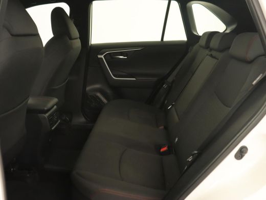 Toyota RAV4 2.5 Plug-in Hybrid AWD Dynamic | Trekhaak | Stoelverwarming | Adaptive cruise | Carplay | Achterb... ActivLease financial lease