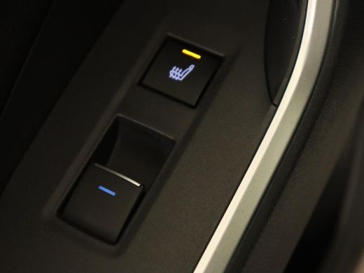 Toyota RAV4 2.5 Plug-in Hybrid AWD Dynamic | Trekhaak | Stoelverwarming | Adaptive cruise | Carplay | Achterb... ActivLease financial lease