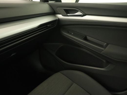 Volkswagen Golf 1.0 TSI | Carplay | Trekhaak | Full LED | Climate control | Digital Cockpit | Speedlimiter | Blue... ActivLease financial lease