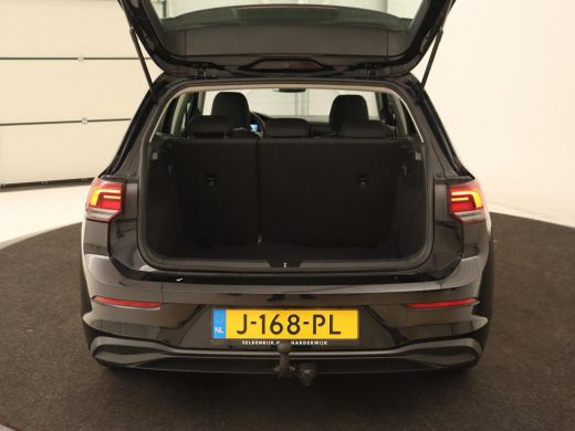 Volkswagen Golf 1.0 TSI | Carplay | Trekhaak | Full LED | Climate control | Digital Cockpit | Speedlimiter | Blue... ActivLease financial lease